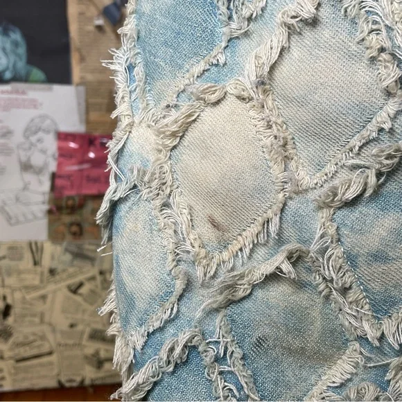 Distressed Patchwork Denim Crossbody Bag - Picture 6 of 8